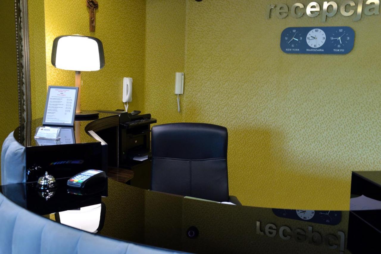 ברז'סקו Quest Hotel - Dawniej Hotel Planeta מראה חיצוני תמונה