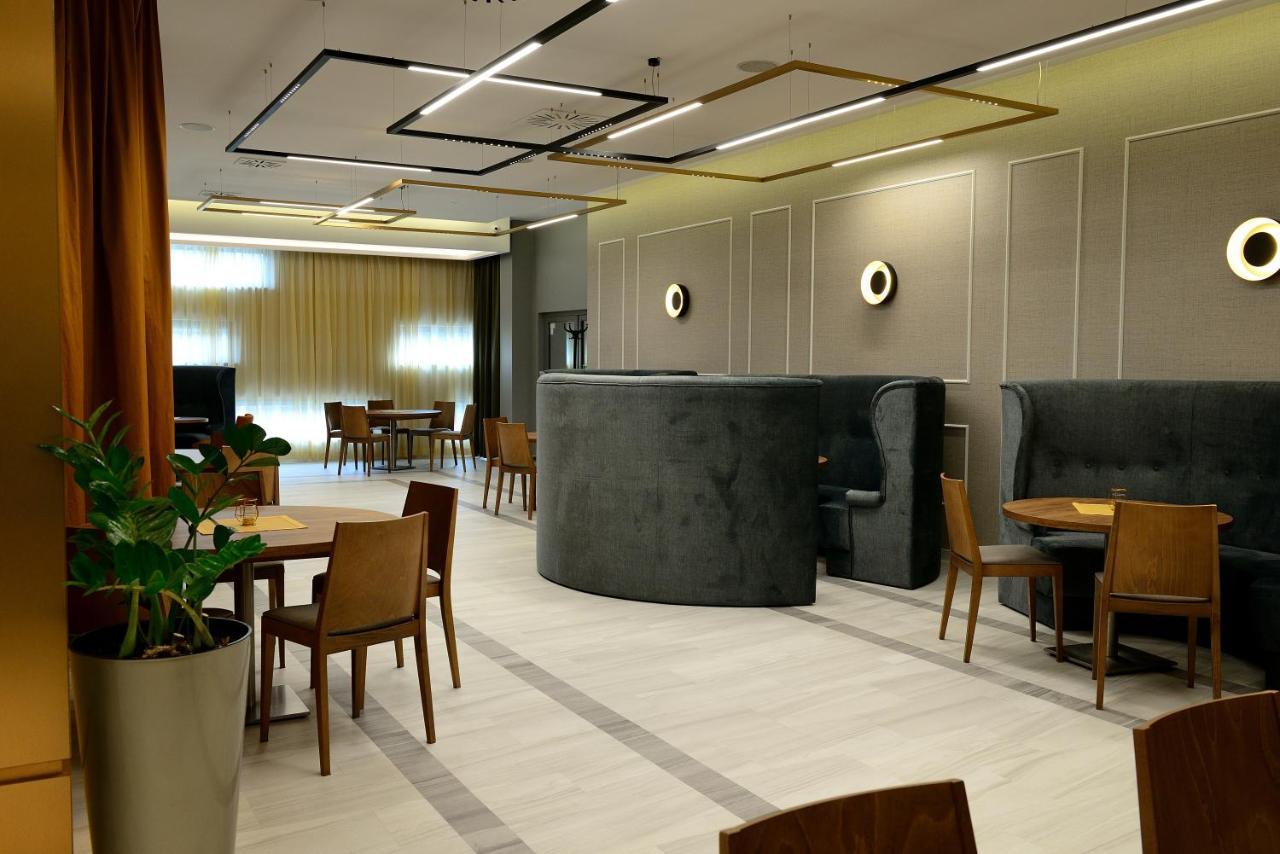 ברז'סקו Quest Hotel - Dawniej Hotel Planeta מראה חיצוני תמונה