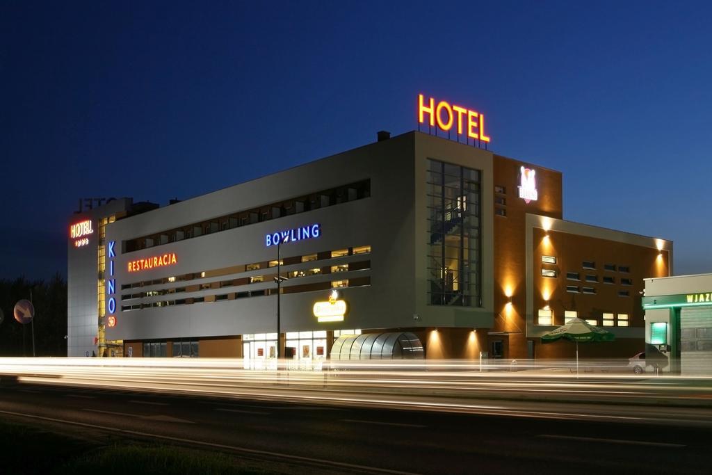 ברז'סקו Quest Hotel - Dawniej Hotel Planeta מראה חיצוני תמונה